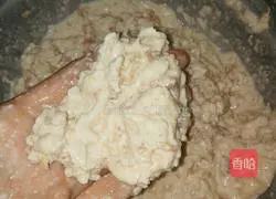 Illustration of how to make pan-fried lotus root cake 4