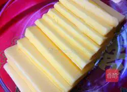 Illustration of how to make dumplings stuffed with chives and shrimps 6