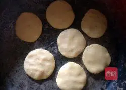 Illustration of how to make banana tortillas 3
