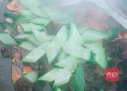 Assorted Ham and Egg Fried Noodles Recipe Illustration 5