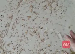 Illustration of how to make green onion and sesame layer cake 3