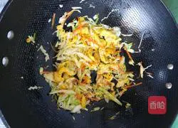 Illustration of how to make handmade rice noodles 4