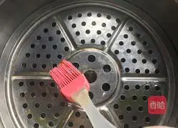 Illustration of how to make flowering steamed buns 11