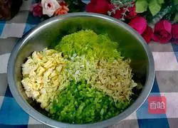 For zucchini and egg filling dumplings Practice illustration 10