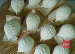 Illustration of how to make pork ribs buns 3