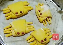 Pumpkin Crab Steamed Buns Recipe Illustration 14