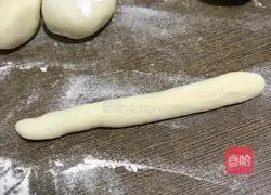 Illustration of how to make fancy steamed buns 16