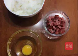 Illustration of how to make soy sauce fried rice 1