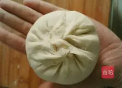 Illustration of how to make steamed cakes stuffed with red fruit (hawthorn) 7