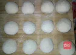 Illustration of how to make egg and fennel buns 13