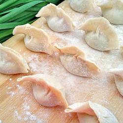 Baby cabbage stuffed dumplings