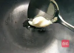 Illustration of how to make lard and egg fried rice 3 
