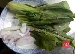 Illustration of how to make fried noodles with eggs 2