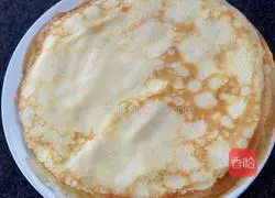 Illustration of how to make crepes 4