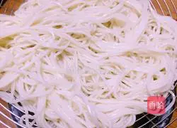 Illustration of vegetarian fried noodles 5