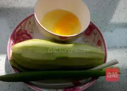 Illustration of how to make zucchini and egg buns 2