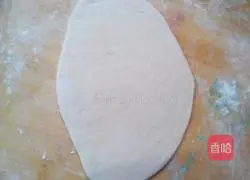 Illustration of how to make spiral noodle cake 2