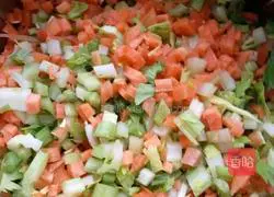 Illustration of how to make celery and big meat buns 2