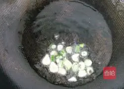 Illustration of how to make braised pancake 6