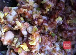 Jade Illustration of how to make dumplings 2