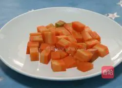 Illustration of how to make shrimp and pineapple fried rice 4