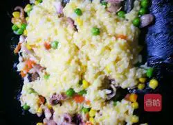 Less oil❤ Separate the grains of golden octopus egg fried rice illustration 4