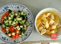 Illustration of how to make nutritious fried steamed bun slices 1