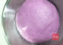 Illustration of how to make piggy steamed buns 3