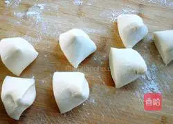 Illustration of how to make egg and fennel seedling buns 12