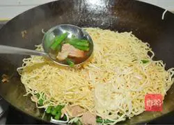 Illustration of how to steam noodles 6