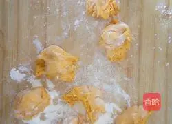 Illustration of how to make pumpkin sweet steamed buns 5