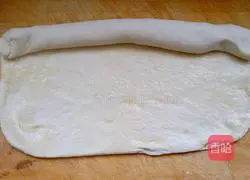 Illustration of how to bake pancakes with sesame oil 3