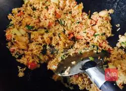 Recipe for spicy cabbage fried rice Illustration 3