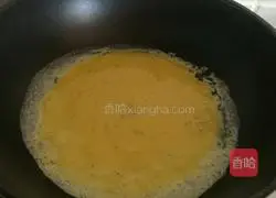 Illustration of how to make three fresh stuffed dumplings 7