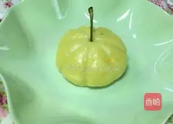 Illustration of how to make small pumpkin steamed buns 9