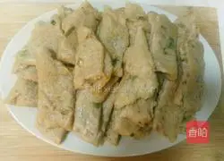 Illustration of how to fry large hash browns 10