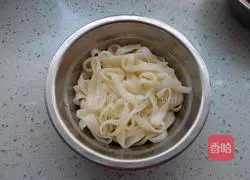 Illustration of how to make stir-fried noodles with mixed vegetables 5