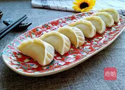 Illustration of how to make pork and corn dumplings 17