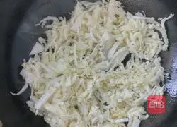 Illustration of how to make braised pancakes 7