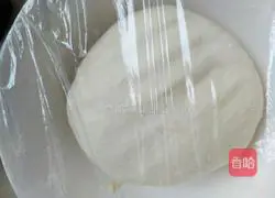 Illustration of making brown sugar walnut filling buns and honey bean filling buns 18