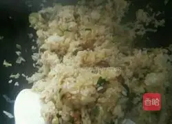 Illustration of how to make lazy fried rice 4