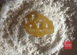 Illustration of how to make brown sugar steamed buns 2