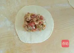 Illustration of how to make Lianghe noodles and donkey meat stuffed buns 20