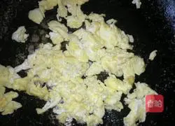 Illustration of how to make fried cabbage steamed buns 3