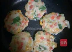 Illustration of how to make pan-fried potato pancakes 5
