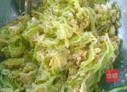 Illustration of how to make zucchini and egg dumplings 10