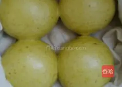 Illustration of how to make spinach steamed buns 16