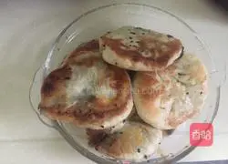 Illustration of how to make pickle pancakes 7