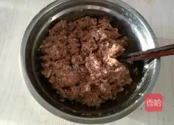 Illustration of how to make dumplings stuffed with green pepper 2