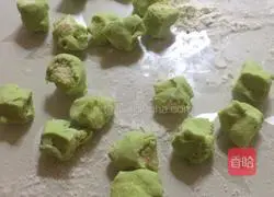 Illustration of how to make vegetable juice dumplings 6